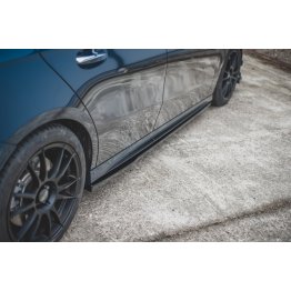 Накладки сплиттеры на пороги на Mercedes A W177 A35 AMG
